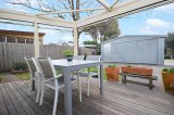 https://images.listonce.com.au/custom/160x/listings/16-queen-victoria-street-newington-vic-3350/000/01576000_img_11.jpg?9Q9M2T3Lc30