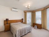 https://images.listonce.com.au/custom/160x/listings/16-regency-drive-kilsyth-south-vic-3137/103/01524103_img_09.jpg?9JQmoZbY8BU