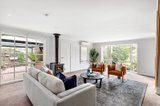 https://images.listonce.com.au/custom/160x/listings/16-research-warrandyte-road-research-vic-3095/761/01734761_img_02.jpg?XtEVncYuXlo