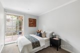 https://images.listonce.com.au/custom/160x/listings/16-research-warrandyte-road-research-vic-3095/761/01734761_img_09.jpg?e22BjRwYfvg