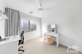 https://images.listonce.com.au/custom/160x/listings/16-retreat-drive-ascot-vale-vic-3032/599/01734599_img_05.jpg?RqjVhXaP-24