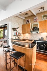 https://images.listonce.com.au/custom/160x/listings/16-ridge-road-greensborough-vic-3088/707/01741707_img_10.jpg?Xnvbl9Dzbr4