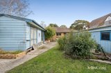 https://images.listonce.com.au/custom/160x/listings/16-robert-court-croydon-vic-3136/197/01747197_img_14.jpg?jT8cOpFr2fI