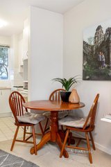 https://images.listonce.com.au/custom/160x/listings/16-rocke-street-ivanhoe-vic-3079/433/01706433_img_04.jpg?TDUrOK5U8RM