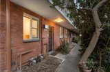 https://images.listonce.com.au/custom/160x/listings/16-rocke-street-ivanhoe-vic-3079/433/01706433_img_10.jpg?xhVYgpY3-dE