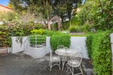 https://images.listonce.com.au/custom/160x/listings/16-ruabon-road-toorak-vic-3142/664/00417664_img_03.jpg?nRruh1XBTps