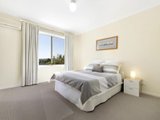 https://images.listonce.com.au/custom/160x/listings/16-scarborough-square-mont-albert-north-vic-3129/469/01684469_img_06.jpg?hPv_e4LFUWo