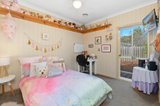 https://images.listonce.com.au/custom/160x/listings/16-scarlett-grove-lara-vic-3212/804/00812804_img_12.jpg?pzSo6MGag4E