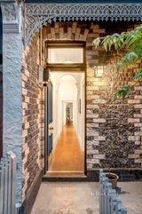 https://images.listonce.com.au/custom/160x/listings/16-sedgman-street-brunswick-east-vic-3057/383/01477383_img_11.jpg?P_3ZJCgu5-M