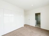 https://images.listonce.com.au/custom/160x/listings/16-selkirk-avenue-mckinnon-vic-3204/414/01596414_img_04.jpg?3w4PUZYlSP8