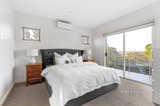 https://images.listonce.com.au/custom/160x/listings/16-shalbury-avenue-eltham-vic-3095/499/01736499_img_09.jpg?Pn84qS6T6n4