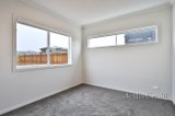 https://images.listonce.com.au/custom/160x/listings/16-sherriff-lane-berwick-vic-3806/550/01753550_img_07.jpg?XFVALe5RCMo