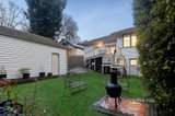 https://images.listonce.com.au/custom/160x/listings/16-smith-avenue-croydon-vic-3136/033/01559033_img_16.jpg?MSne2NN4iZ4