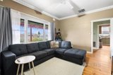 https://images.listonce.com.au/custom/160x/listings/16-spencer-street-sebastopol-vic-3356/486/01270486_img_04.jpg?4HIpkNWI12k