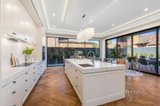 https://images.listonce.com.au/custom/160x/listings/16-st-albans-street-mount-waverley-vic-3149/314/01457314_img_06.jpg?GH94RV7DeUM