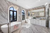 https://images.listonce.com.au/custom/160x/listings/16-st-albans-street-mount-waverley-vic-3149/314/01457314_img_14.jpg?b7-VGctPqKk