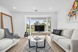 https://images.listonce.com.au/custom/160x/listings/16-stawell-street-seaford-vic-3198/857/01649857_img_05.jpg?xh4BuoTZwUs