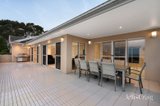 https://images.listonce.com.au/custom/160x/listings/16-stirling-crescent-glen-waverley-vic-3150/424/01877424_img_14.jpg?PxAlyJnxxNs