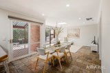 https://images.listonce.com.au/custom/160x/listings/16-stringybark-boulevard-mount-evelyn-vic-3796/972/01855972_img_09.jpg?srLL_UOWPAQ