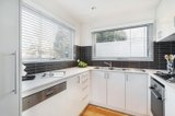https://images.listonce.com.au/custom/160x/listings/16-summerhill-road-glen-iris-vic-3146/975/01734975_img_04.jpg?rieq9AI8tW4