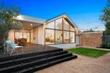 https://images.listonce.com.au/custom/160x/listings/16-swinden-avenue-cheltenham-vic-3192/071/01483071_img_17.jpg?QZzh_rYiD6A