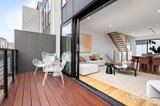 https://images.listonce.com.au/custom/160x/listings/16-tomkins-road-port-melbourne-vic-3207/018/01878018_img_03.jpg?joPE4IY0k9A