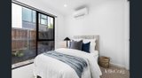 https://images.listonce.com.au/custom/160x/listings/16-tomkins-road-port-melbourne-vic-3207/512/01911512_img_08.jpg?s-QlLLmwhhM