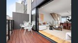 https://images.listonce.com.au/custom/160x/listings/16-tomkins-road-port-melbourne-vic-3207/512/01911512_img_13.jpg?xBSiTijxORc