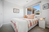 https://images.listonce.com.au/custom/160x/listings/16-topaz-street-alfredton-vic-3350/811/01646811_img_14.jpg?-81nYsVttV4