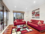 https://images.listonce.com.au/custom/160x/listings/16-tudor-drive-mooroolbark-vic-3138/155/01524155_img_08.jpg?DsguXexpXF8