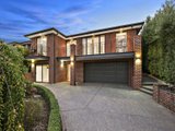 https://images.listonce.com.au/custom/160x/listings/16-tudor-drive-mooroolbark-vic-3138/155/01524155_img_19.jpg?09QHEp1Dk5E