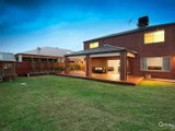 https://images.listonce.com.au/custom/160x/listings/16-vacation-way-point-cook-vic-3030/887/01612887_img_12.jpg?Umo-roz3M0Y