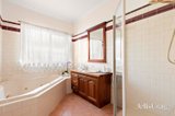 https://images.listonce.com.au/custom/160x/listings/16-valley-view-court-niddrie-vic-3042/057/01775057_img_08.jpg?tlIlOfdl398