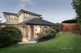 https://images.listonce.com.au/custom/160x/listings/16-viewpoint-road-balwyn-north-vic-3104/959/01488959_img_11.jpg?fT7m4XhfyY8