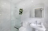 https://images.listonce.com.au/custom/160x/listings/16-warra-street-toorak-vic-3142/247/01296247_img_12.jpg?xTvwSD7fMzU