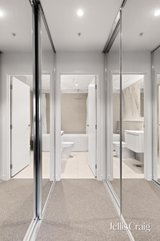 https://images.listonce.com.au/custom/160x/listings/16-waterloo-road-collingwood-vic-3066/313/01936313_img_11.jpg?VSJcebTsT3o
