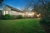 https://images.listonce.com.au/custom/160x/listings/16-wimba-avenue-kew-vic-3101/533/00691533_img_15.jpg?6omw6Aaletk