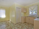 https://images.listonce.com.au/custom/160x/listings/16-wirksworth-street-herne-hill-vic-3218/898/01698898_img_05.jpg?FOsj7V8FpSk