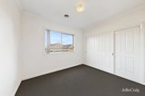 https://images.listonce.com.au/custom/160x/listings/16-wisteria-avenue-craigieburn-vic-3064/433/01935433_img_04.jpg?cWrq4iji54Q