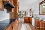 https://images.listonce.com.au/custom/160x/listings/16-woodland-grove-montmorency-vic-3094/438/01774438_img_06.jpg?2k6aHAF0yug