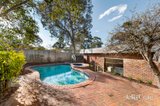 https://images.listonce.com.au/custom/160x/listings/16-woodland-grove-montmorency-vic-3094/438/01774438_img_14.jpg?mkAjcRp6ZTg