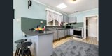 https://images.listonce.com.au/custom/160x/listings/16-wunalla-road-seaford-vic-3198/820/01921820_img_06.jpg?Ny_AO-ohHDY