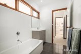 https://images.listonce.com.au/custom/160x/listings/16-york-street-glen-waverley-vic-3150/674/01747674_img_08.jpg?hcLD3gGO4wo