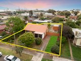 https://images.listonce.com.au/custom/160x/listings/16-zinnia-street-norlane-vic-3214/738/01698738_img_14.jpg?piHgMnWUWUw