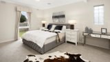 https://images.listonce.com.au/custom/160x/listings/160-lawrence-road-mount-waverley-vic-3149/903/01733903_img_09.jpg?6M7uum3CrAs