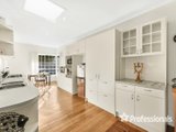 https://images.listonce.com.au/custom/160x/listings/160-lincoln-road-croydon-vic-3136/895/01525895_img_05.jpg?Atw5vQFi8WQ