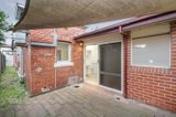 https://images.listonce.com.au/custom/160x/listings/160-lord-street-richmond-vic-3121/007/01565007_img_07.jpg?lDjhEhzVQNI