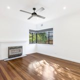 https://images.listonce.com.au/custom/160x/listings/160-mcilwrick-street-windsor-vic-3181/242/01822242_img_02.jpg?LEDfUAGkHU4