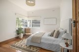 https://images.listonce.com.au/custom/160x/listings/160-pleasant-road-hawthorn-east-vic-3123/494/01681494_img_05.jpg?uiJY0L3oedM