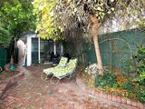 https://images.listonce.com.au/custom/160x/listings/160-richardson-street-albert-park-vic-3206/327/01087327_img_07.jpg?wutwK3vxsXg